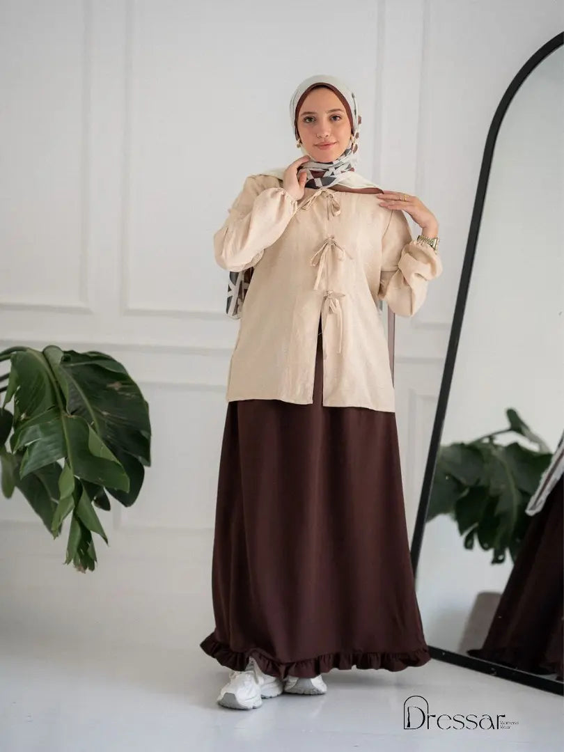 Three-strand blouse