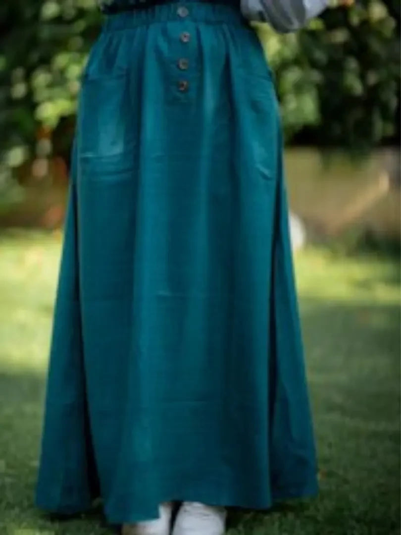 Linen Skirt with front pockets