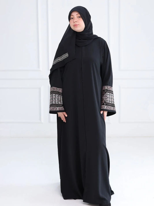 Patterned abaya