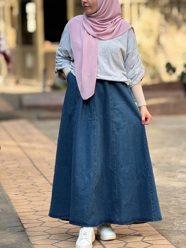 تنورة جينز بقصة جرس