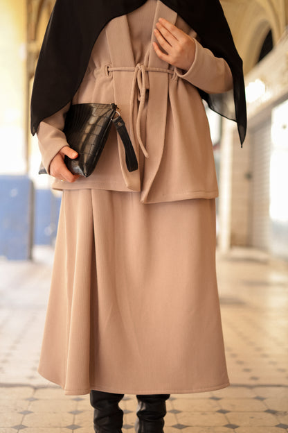 Beige basic suit with vest