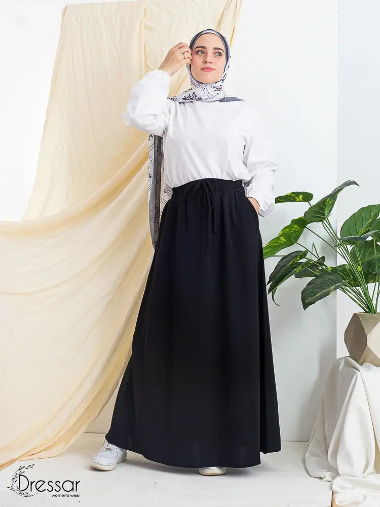 Black pocket Skirt