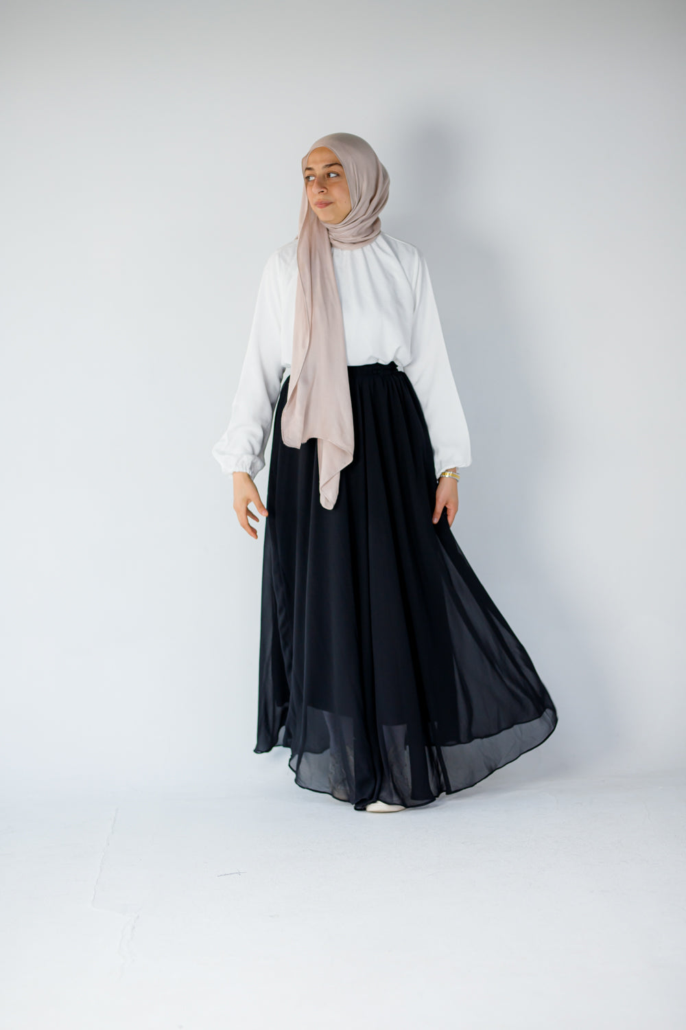Maxi chiffon black skirt