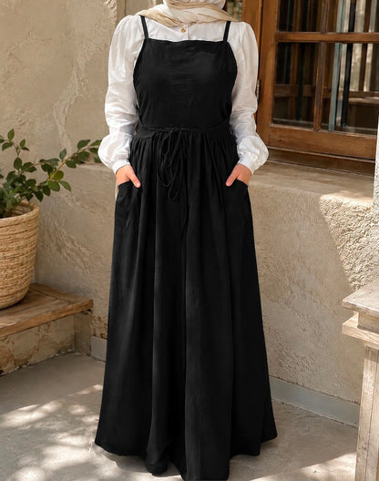 فستان أسود بحمالات وحزام خصر - قماش كتان | Black Linen Pinafore Dress with Waist Tie