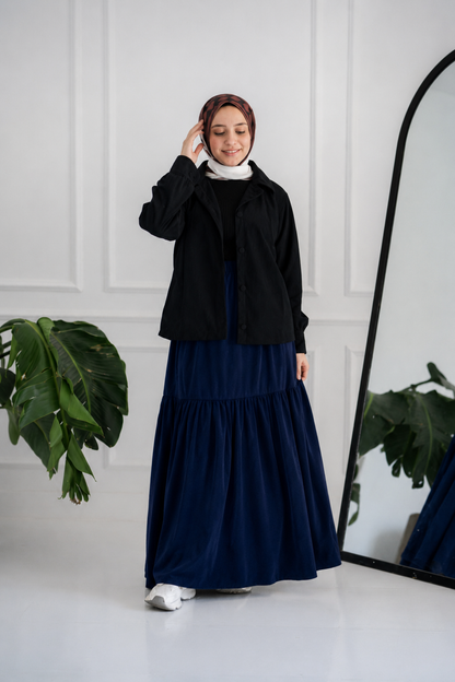 One role navy skirt