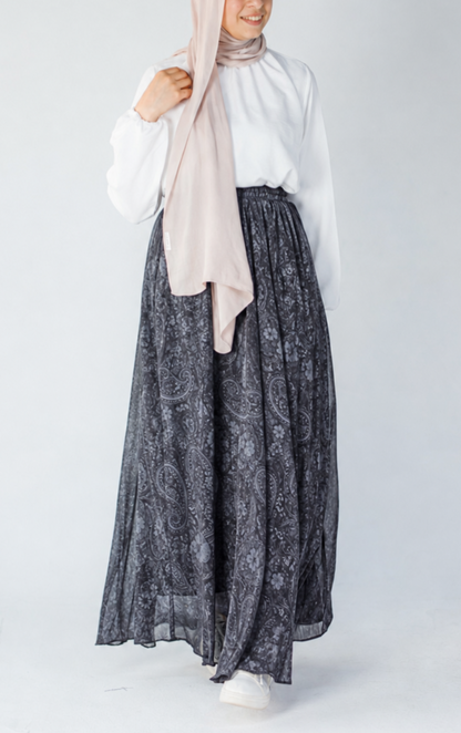 Black Paisley Chiffon Skirt | جيبة شيفون بيزلي سوداء