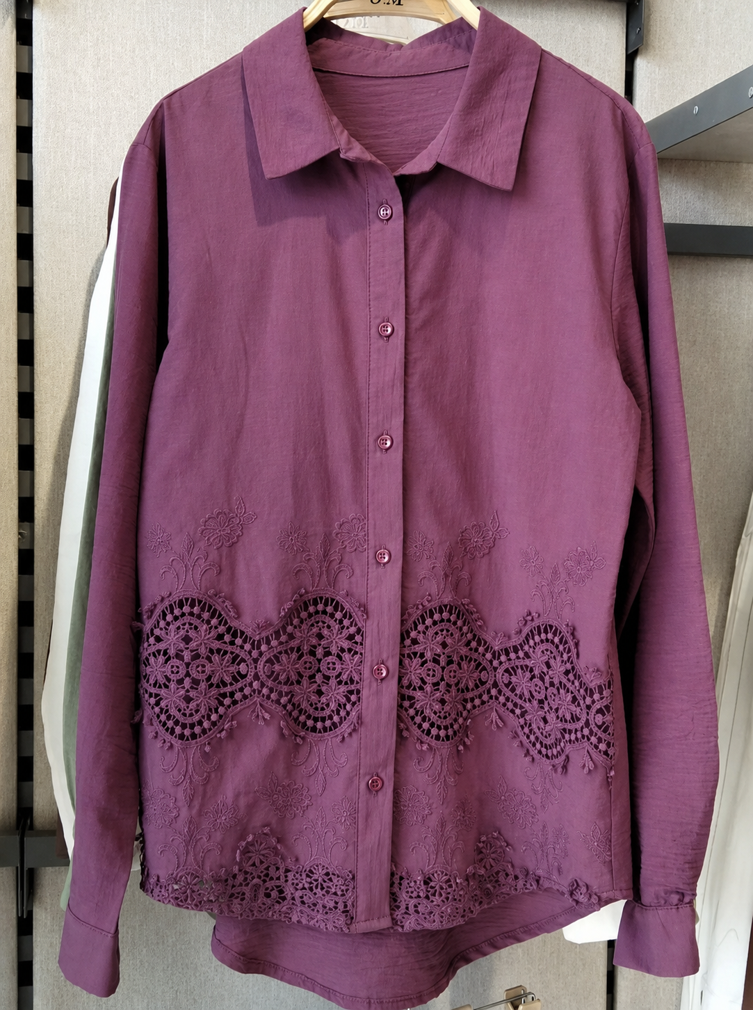 Blouse with joubert